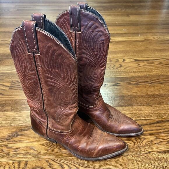 VTG Code West Brown Leather Cowgirl Boots Womens 7M Pointed Toe Western Boho - Picture 1 of 11